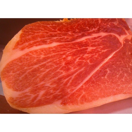 Trozos de jamón granadino